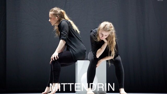 "Mittendrin - Zwischen den Welten" - performance